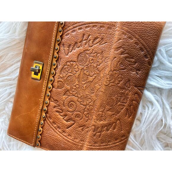 Velez Women's‎ Embossed Leather Clutch Wallet Timeless Everyday Casual Brown - Picture 3 of 11